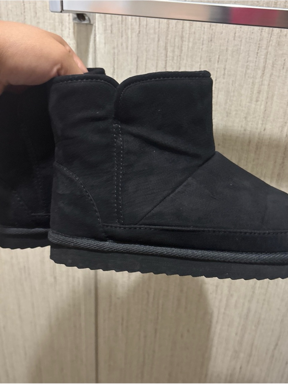 Old Navy Black Short Cozy Slip-On Boots
